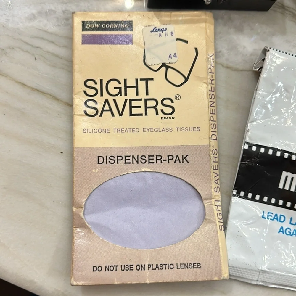 Vivitar Lot of 3 lenses w/cases cleaning items & large camera case Made In Japan